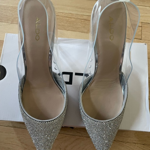 Aldo x Cinderella heels, size 9 these are a 4 inch heel beautiful shoe - Picture 8 of 16
